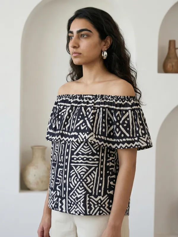 Dressitude-Black_And_Cream-Ruffle_Top