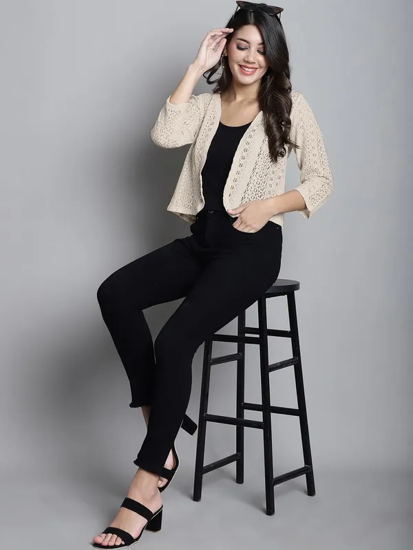 Dressitude-Cream-Shrug