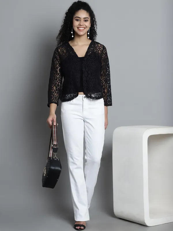 Black_Lace_Shrug_For_Women