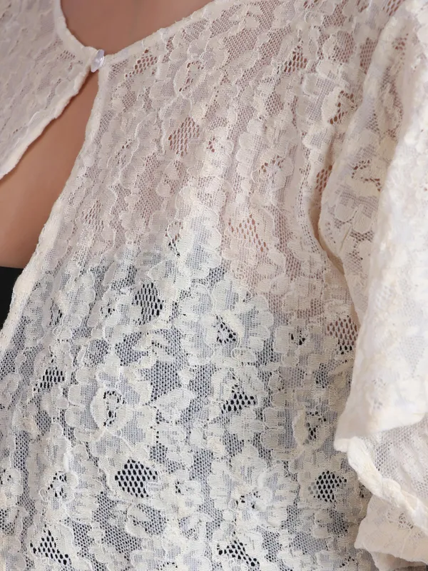 Dressitude-Cream-Shrug