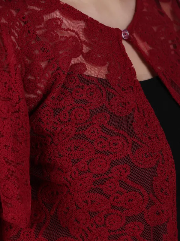 Dressitude-Maroon-Shrug