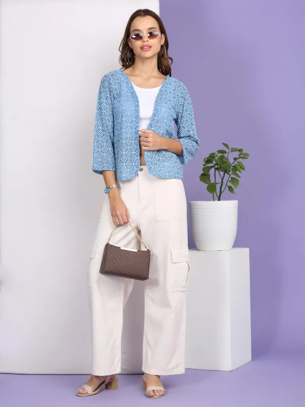 Dressitude-Light_Blue-Shrug