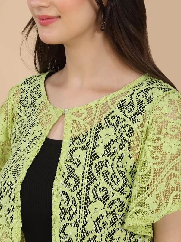 Dressitude-Parrot_Green-Shrug