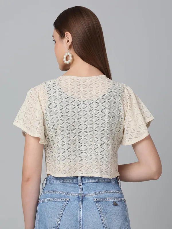 Dressitude-Cream-Shrug