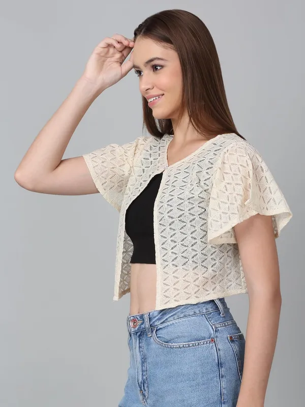 Dressitude-Cream-Shrug
