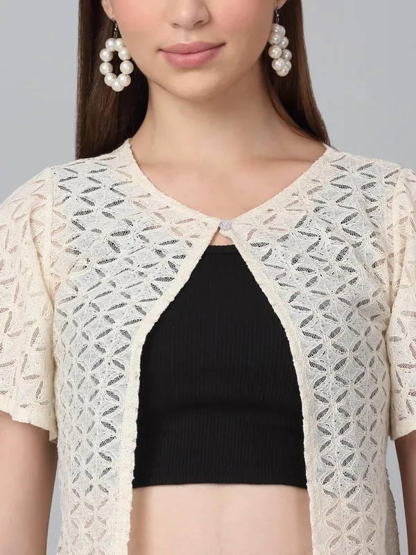 Dressitude-Cream-Shrug