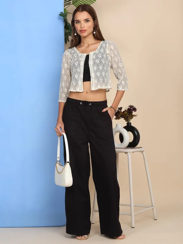 Dressitude-Cream_1-Shrug