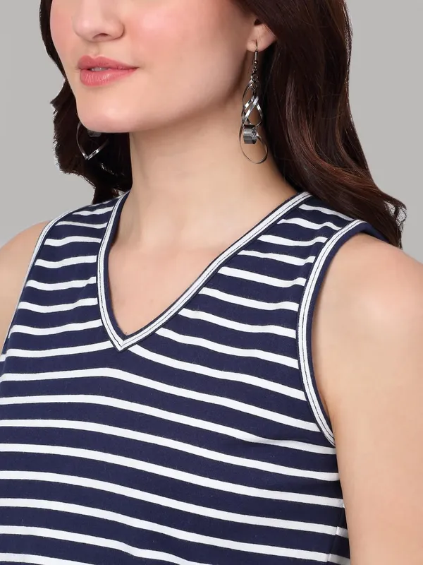 Dressitude-Blue-T-Shirt