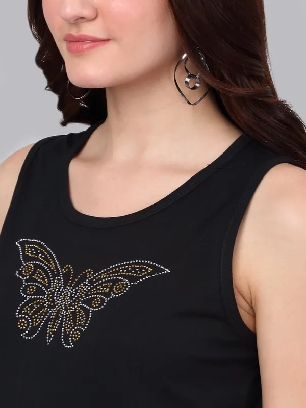 Black_Cotton_Shirt_For_Women