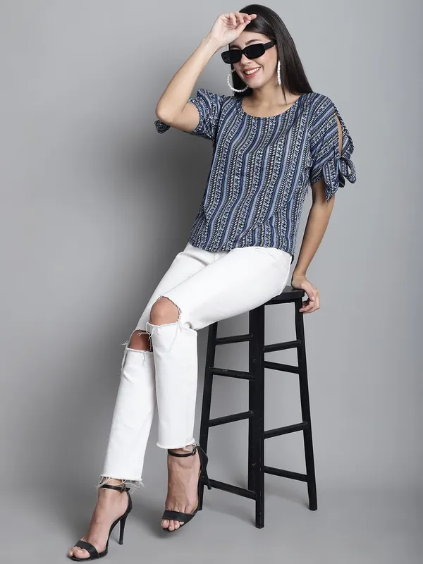 Dressitude-Blue-Top