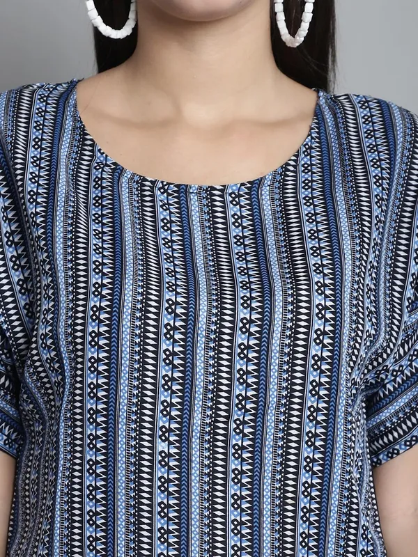 Dressitude-Blue-Top