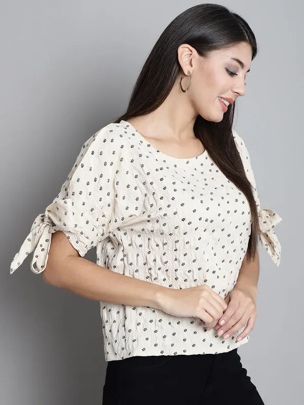 Dressitude-Beige-Top