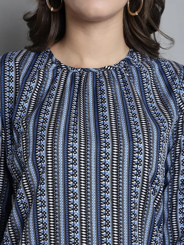Dressitude-Blue-Top
