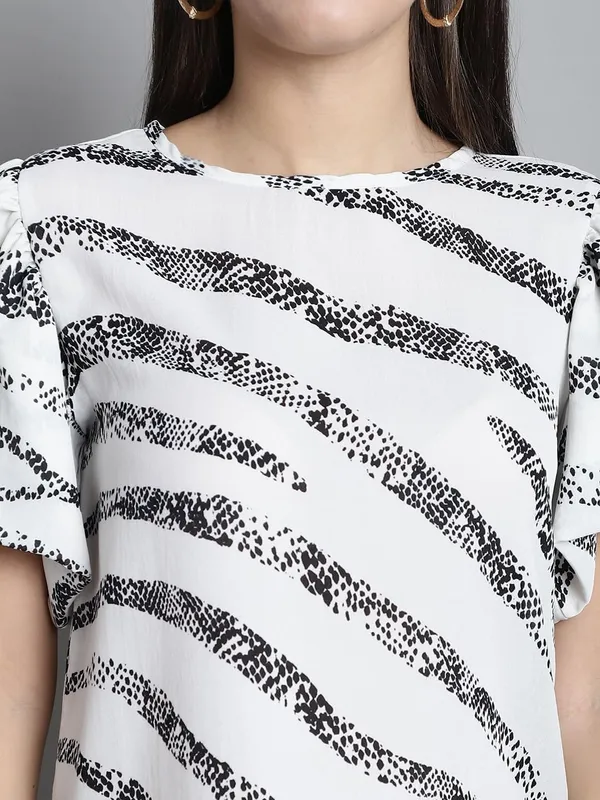Dressitude-White-Top