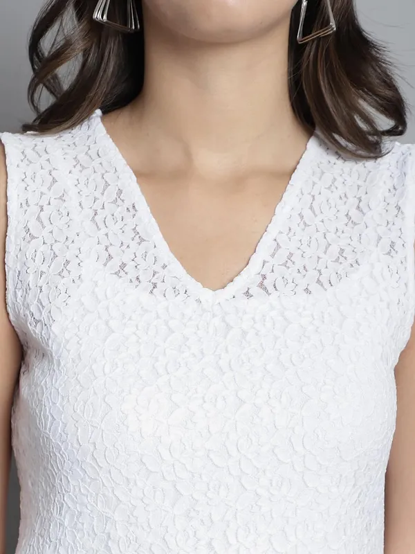 White_Cotton_Top_For_Women