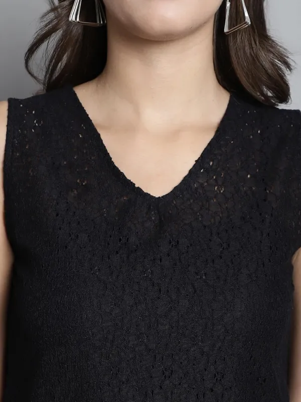 Dressitude-Black-Top