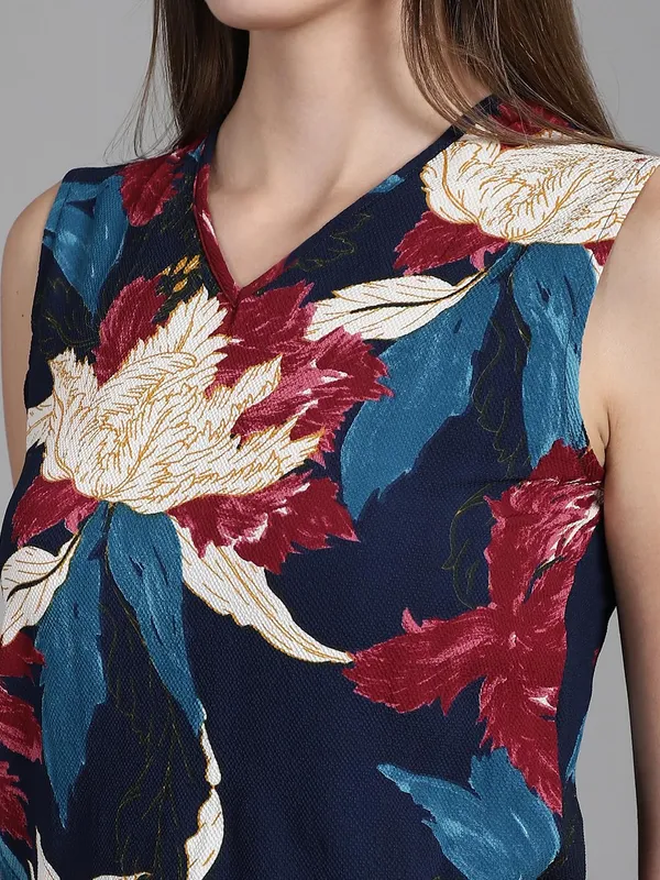 Dressitude-Multi-Top