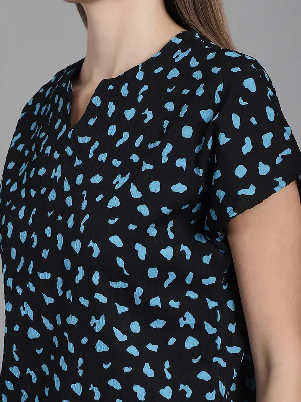 Black_Crepe_Top_For_Women