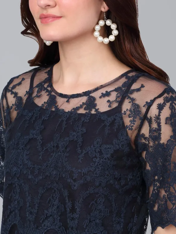 Dressitude-Blue-Top