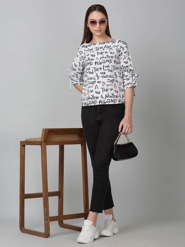 Dressitude-Black_&_White-Top