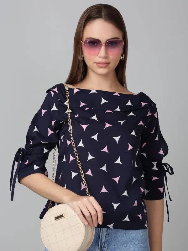 Dressitude-Navy-Top