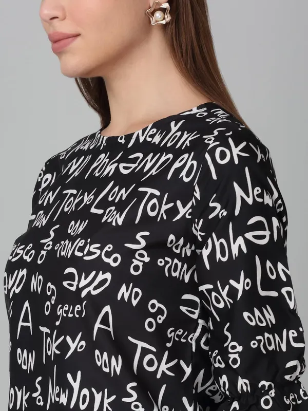 Black_And_White_Poly_Cotton_Top_For_Women