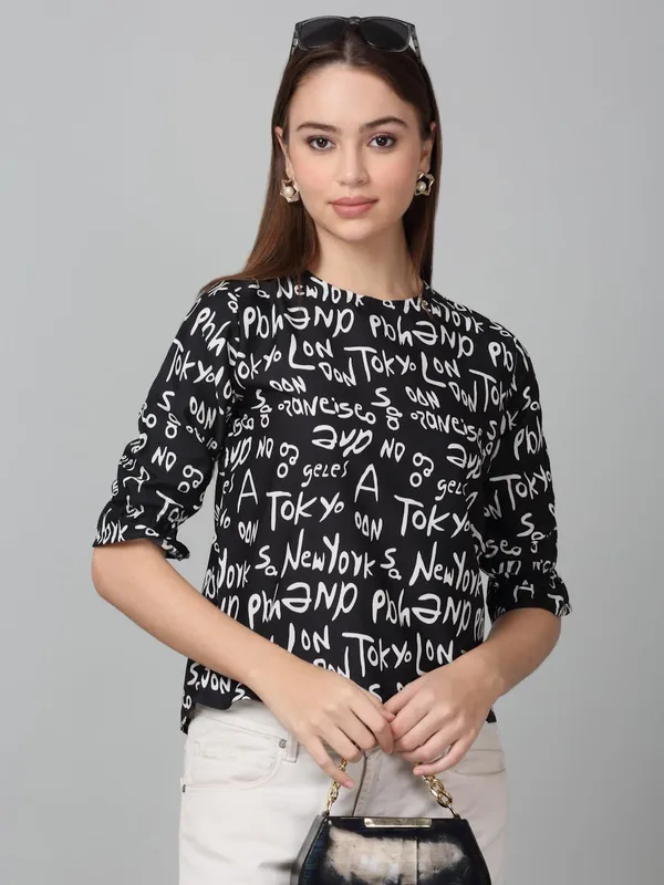Black_And_White_Poly_Cotton_Top_For_Women