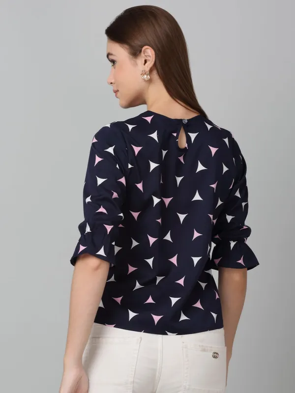 Dressitude-Navy-Top