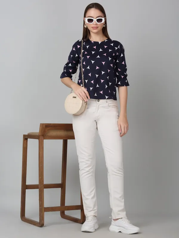 Dressitude-Navy-Top