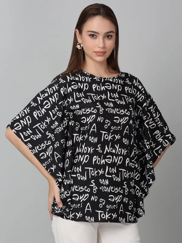 Black_And_White_Poly_Cotton_Top_For_Women