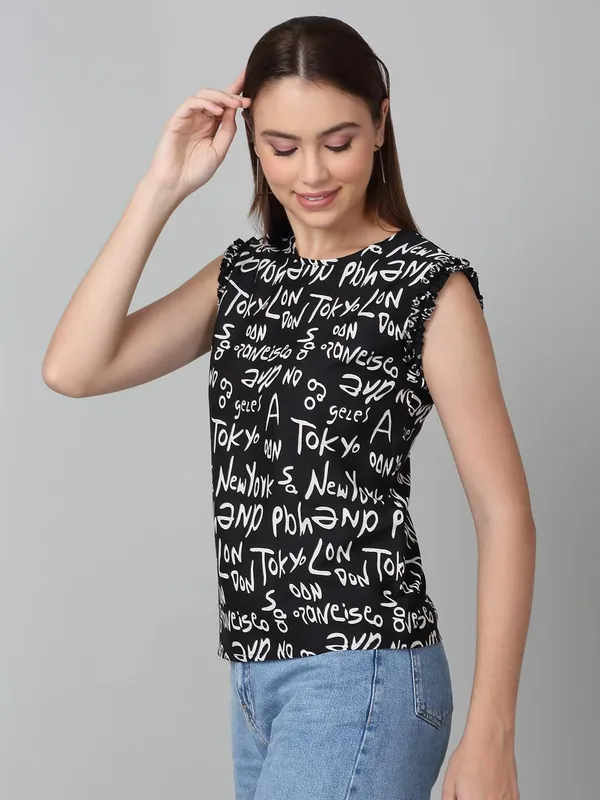 Dressitude-Black_&_White-Top