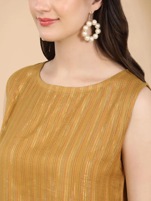 Dressitude-Round_Neck-Top