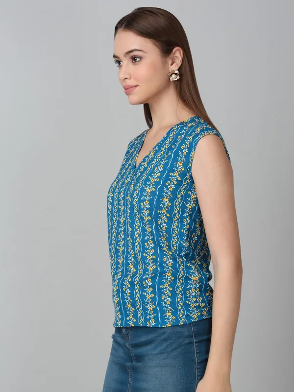 Dressitude-Ferozi-Top