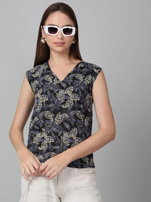 Dressitude-Black-Top