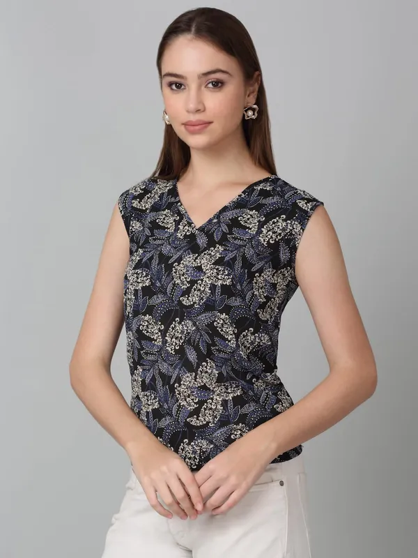 Dressitude-Black-Top