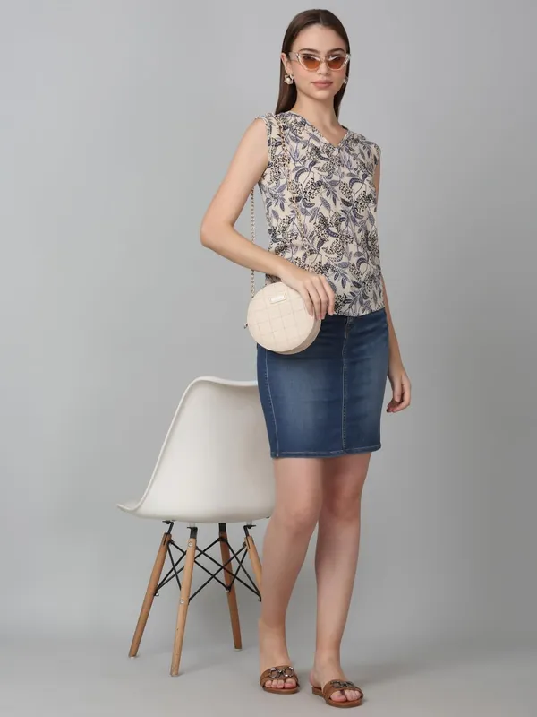 Dressitude-Off_White-Top