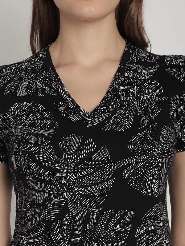 Dressitude-Black-T-Shirt
