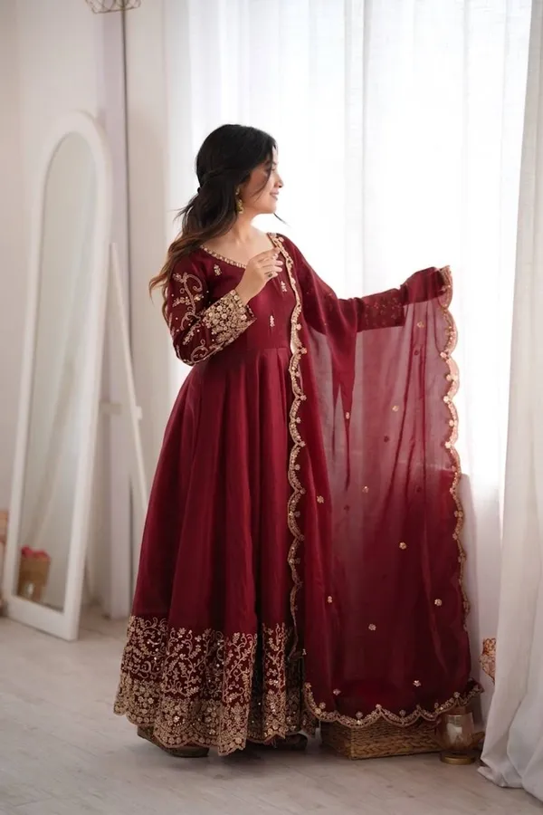 Maroon_Satin_Silk_Flared_Embroidered_Anarkali_Suit_Set_For_Women
