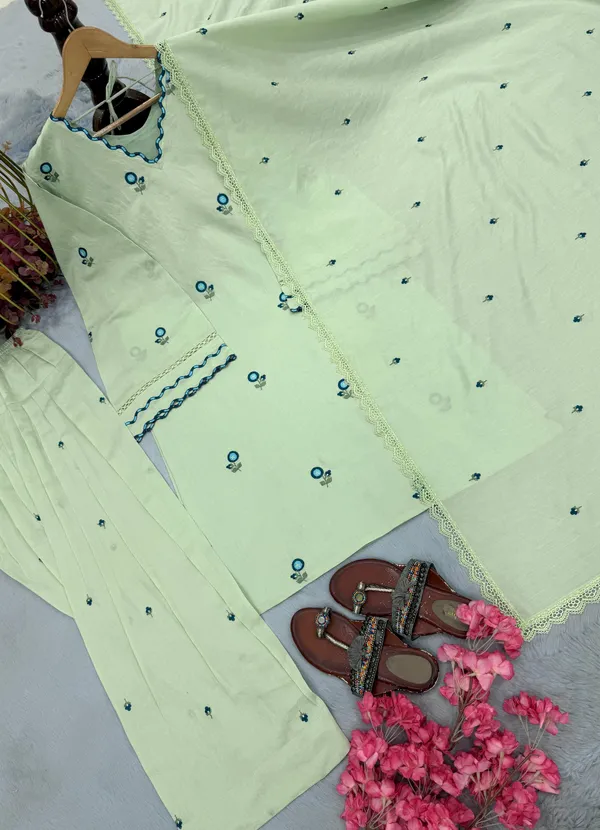 Pista_Mul_Chanderi_Straight_Printed_Kurta_Set_For_Women