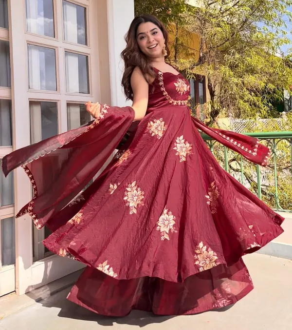 Maroon_Satin_Silk_Flared_Floral_Anarkali_Suit_Set_For_Women