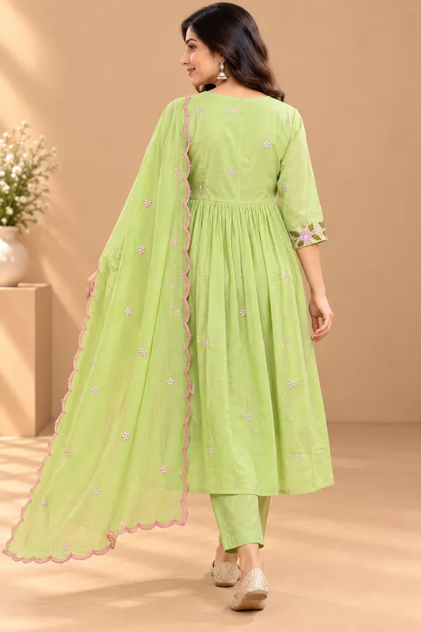 Green_Embroidered_Anarkali_Kurta_Set_For_Women
