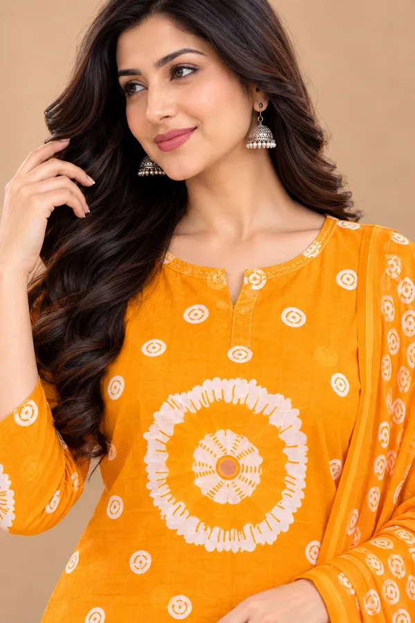 Orange_Printed_Kurta_Set_For_Women