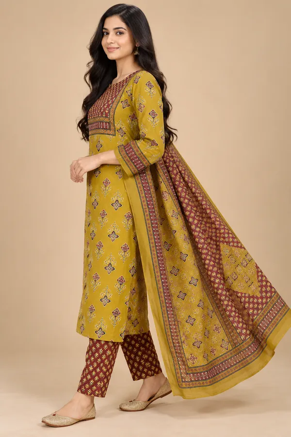 Mustard_Printed_Straight_Kurta_Set_For_Women