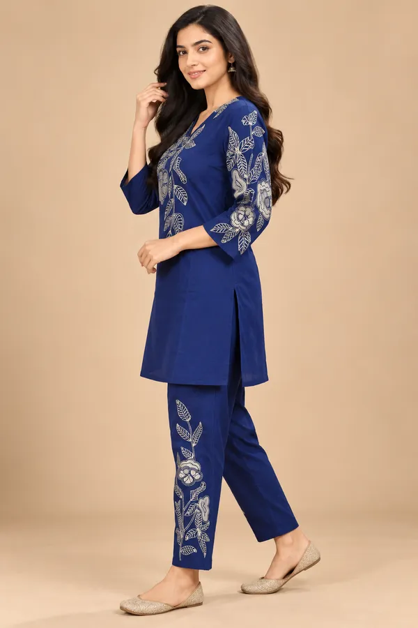 Blue_Floral_Print_Straight_Co-Ord_Set_For_Women