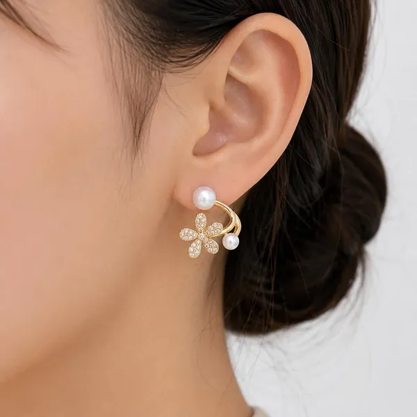 D_Glamm_Fashion_Gold_Tone_Ear_Cuff_Set_With_Crystal_Stars_Black_Clover_Pearl_Flower_Earrings_Fashion_Jewellery