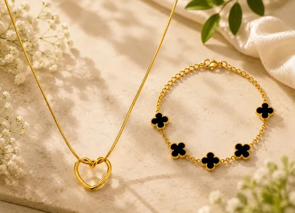 D_Glamm_Fashion_Gold_Tone_Heart_Pendant_Necklace_And_Clover_Bracelet_Set