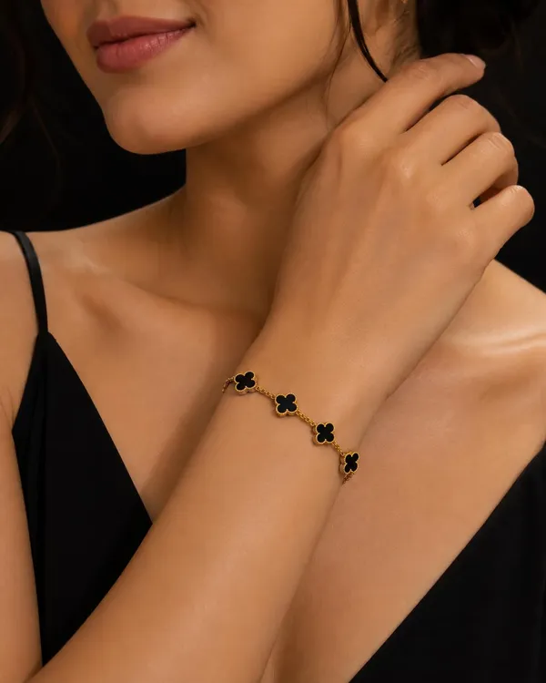 D_Glamm_Fashion_Gold_Tone_Heart_Pendant_Necklace_And_Clover_Bracelet_Set