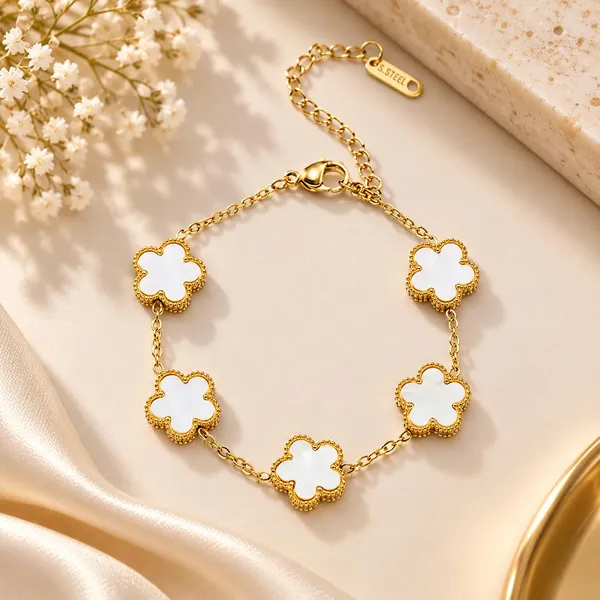 D_Glamm_Fashion_Gold_Plated_Stainless_Steel_Clover_Bracelet_With_Mother_Of_Pearl