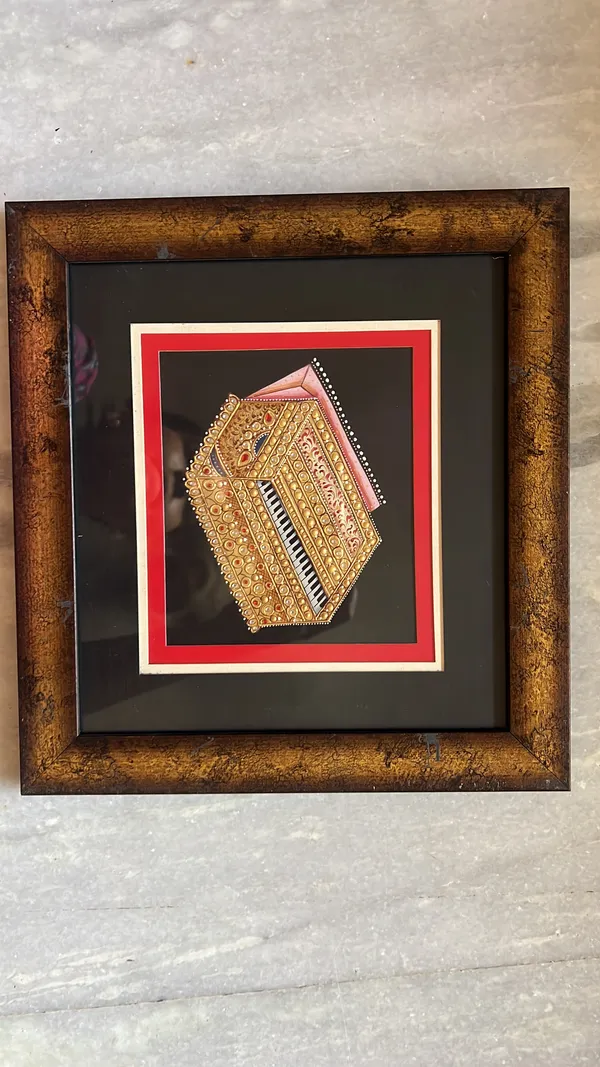 Textured_Traditional_Musical_Instrument_Framed_Wall_Art