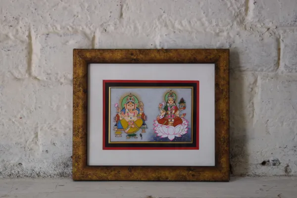 Wooden_Traditional_Ganesha_Lakshmi_Framed_Wall_Decor
